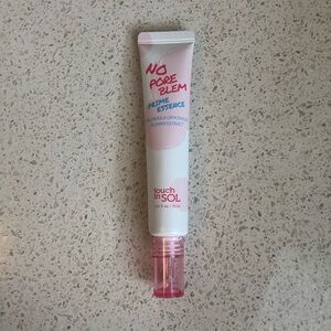 NEW Touch in Sol No Poreblem Priming Essence